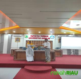 Wujud Tri Dharma, Prodi Farmasi Umri lakukan kesepakatan MoU dengan Farmasi Universitas Andalas